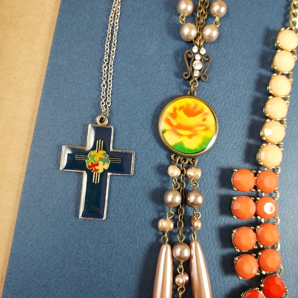 Assorted Jewelry Lot - Picture 14 of 16